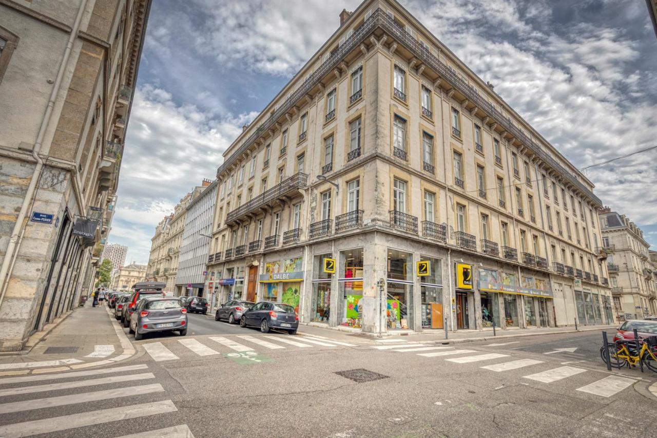 Libertad - Verdun Grenoble Exterior foto